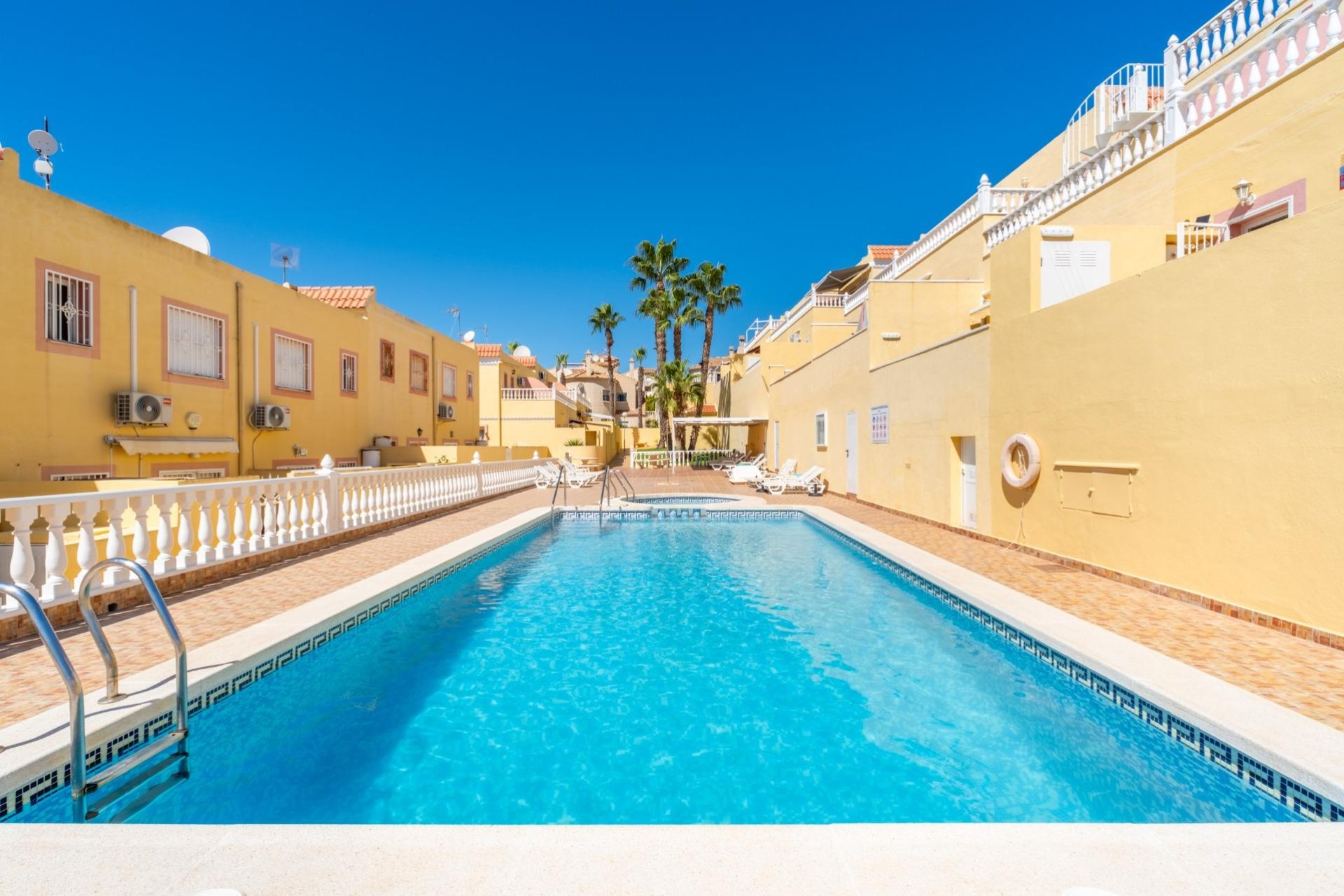 Wiederverkauf - Terraced house -
Orihuela Costa - Lomas de Campoamor-Las Ramblas