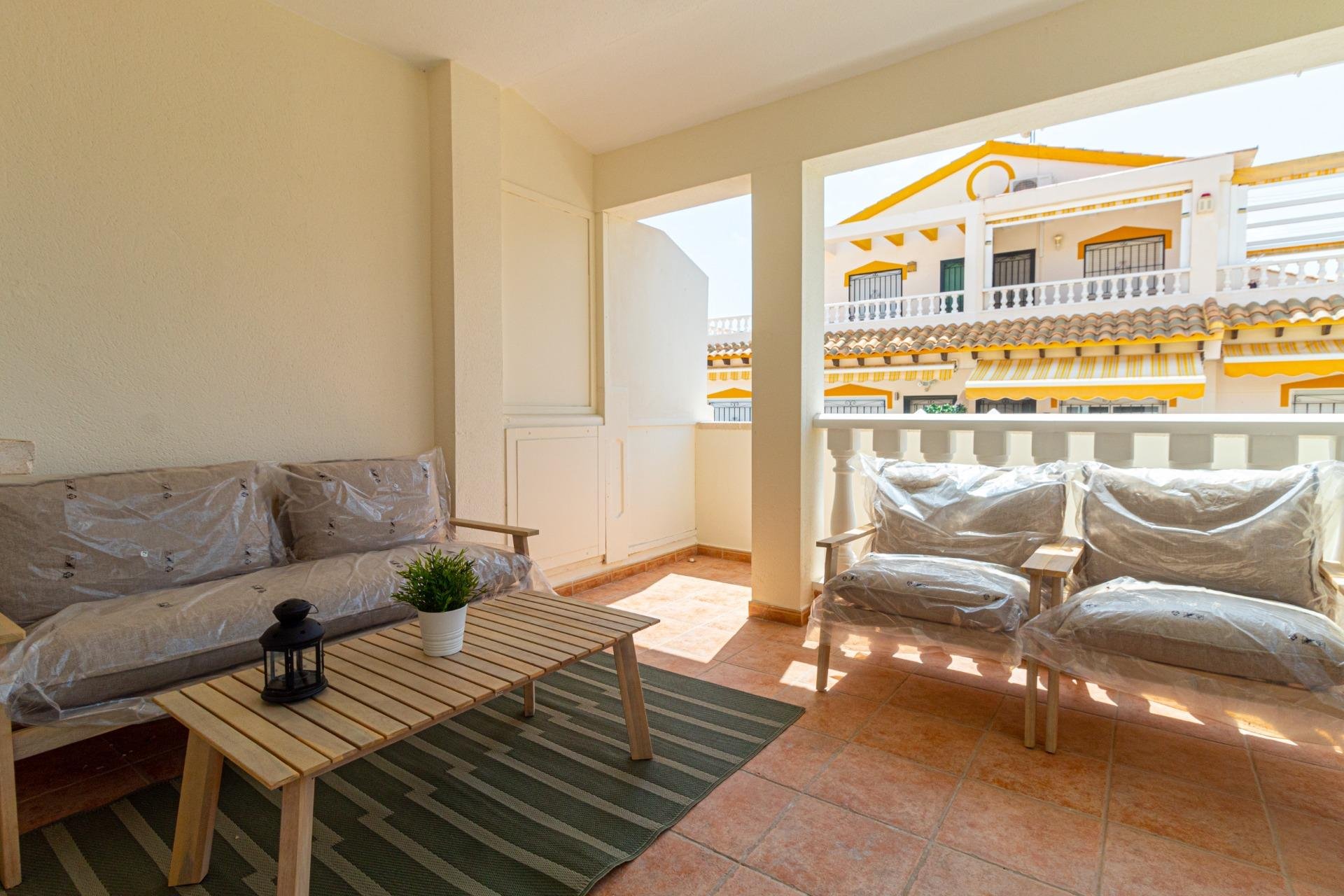 Wiederverkauf - Terraced house -
Torrevieja - Los altos
