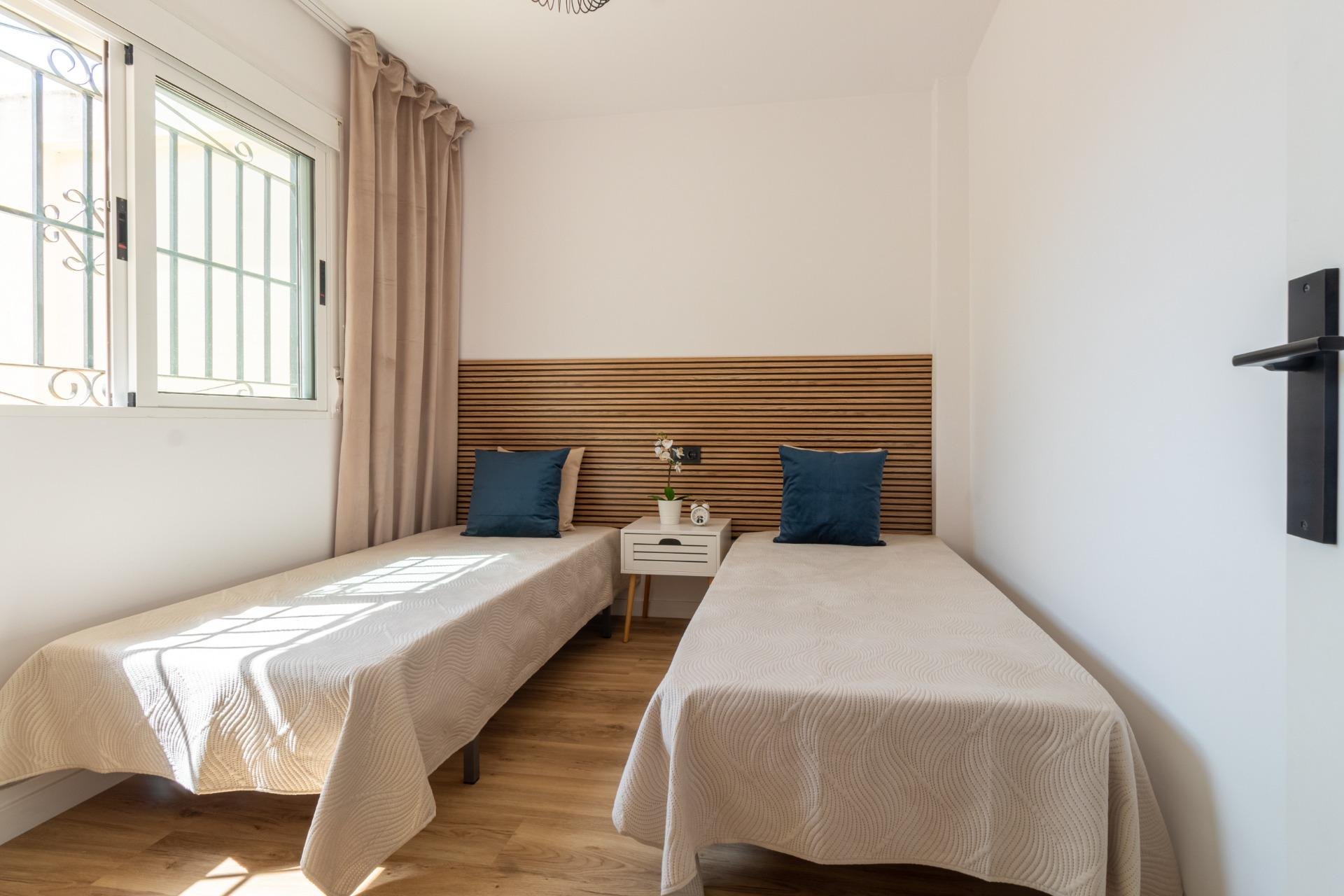 Wiederverkauf - Terraced house -
Torrevieja - Los altos