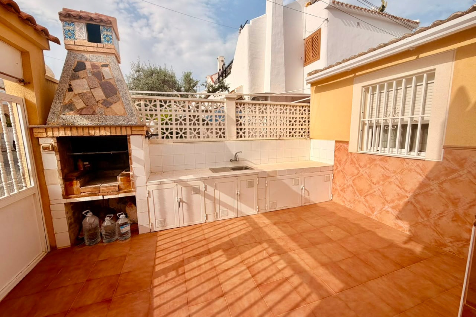 Wiederverkauf - - TOWNHOUSE -
Torrevieja
