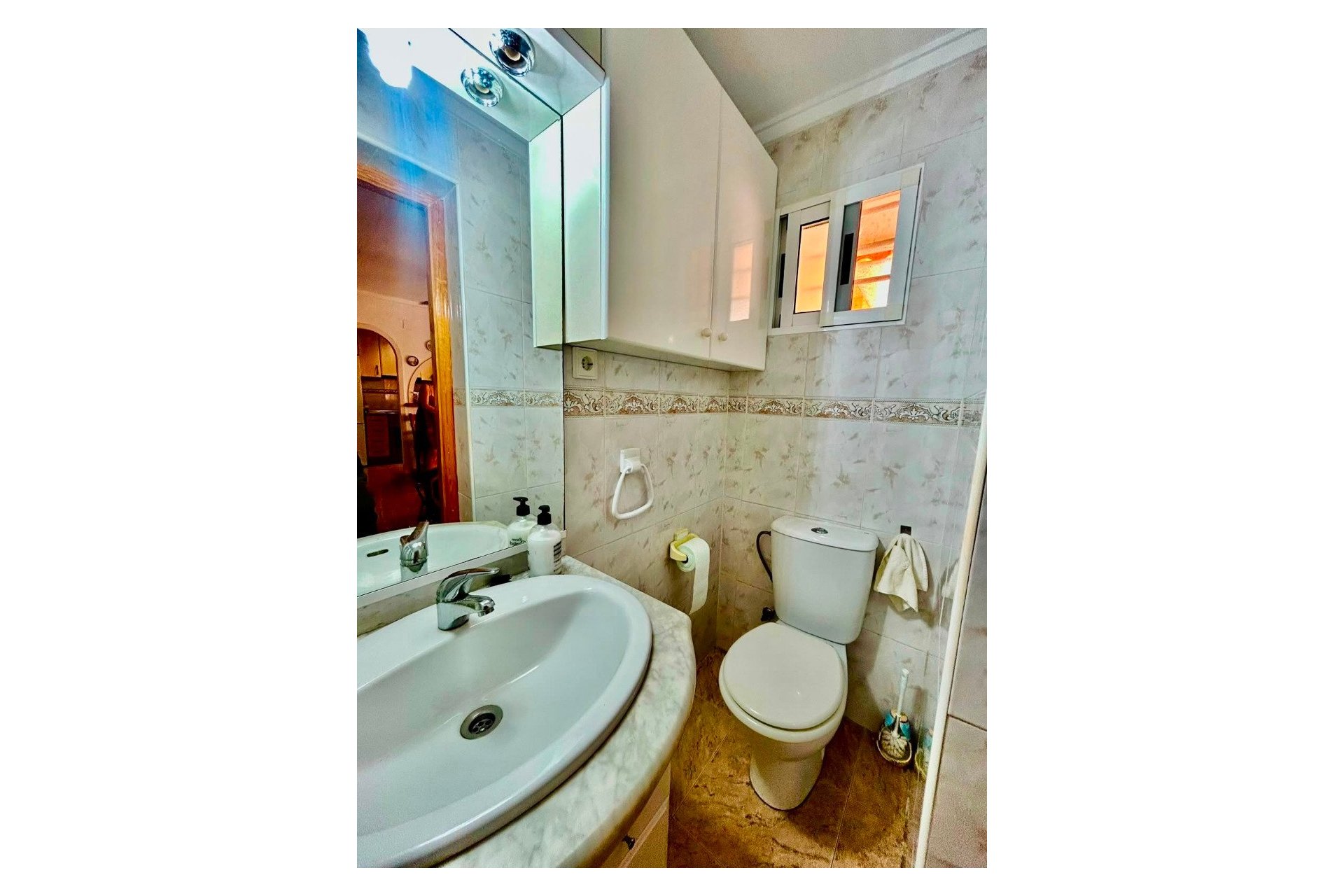 Wiederverkauf - - TOWNHOUSE -
Torrevieja