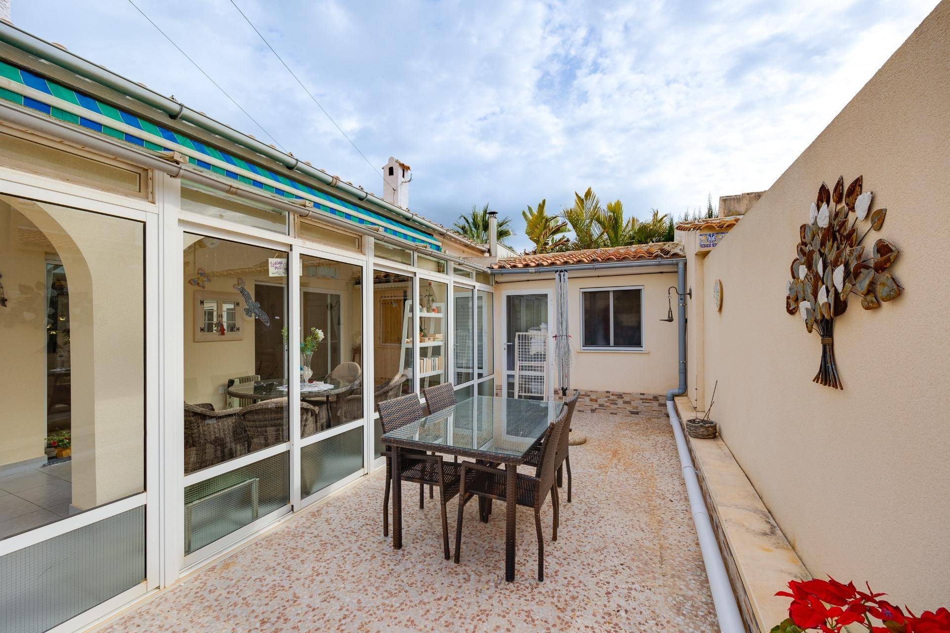 Wiederverkauf - Villa -
Orihuela Costa - Cabo Roig