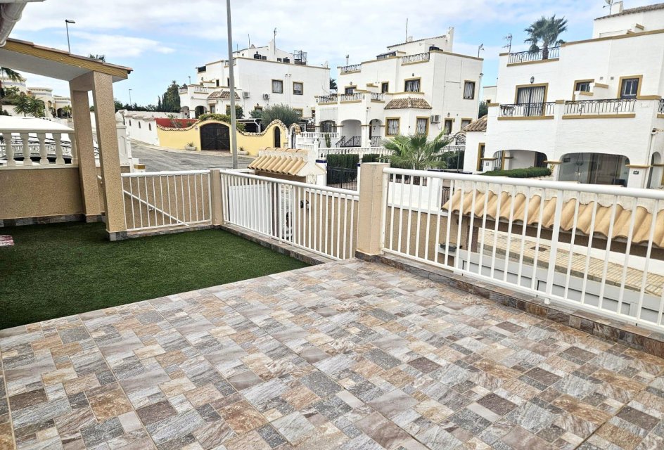 Wiederverkauf - Villa -
Orihuela Costa - Dream Hills