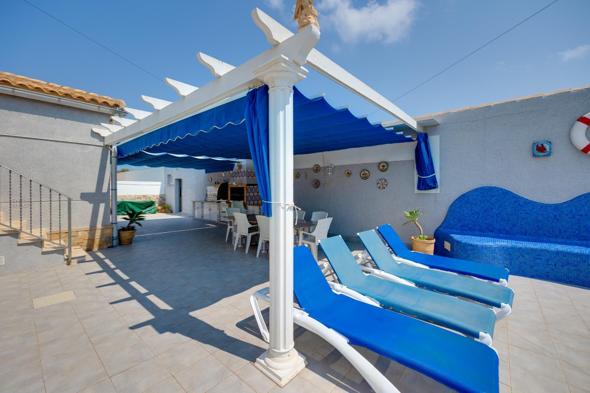 Wiederverkauf - Villa -
Orihuela Costa - La Regia