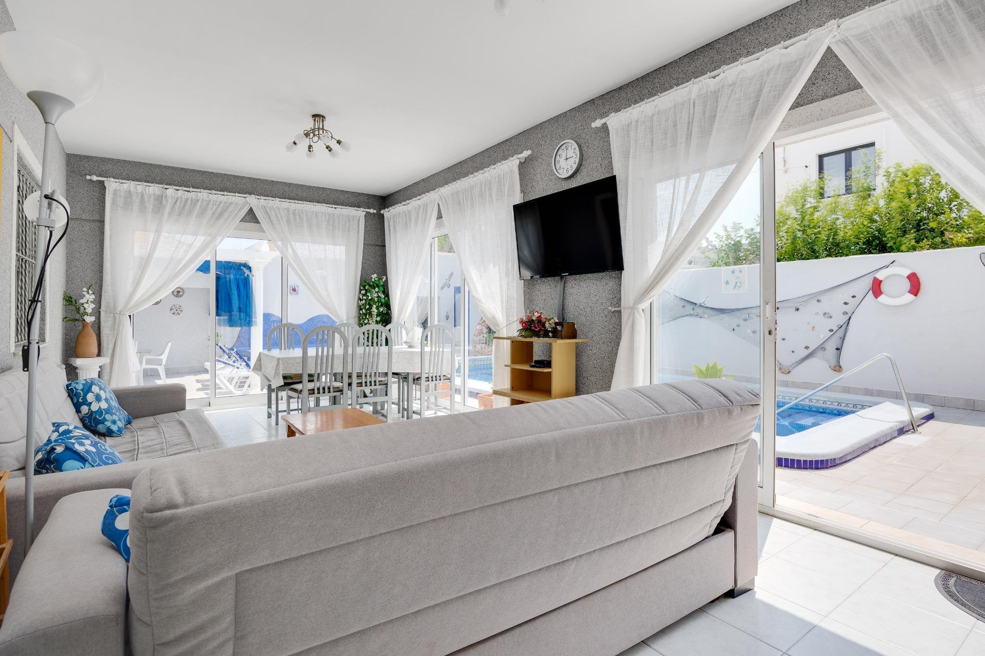 Wiederverkauf - Villa -
Orihuela Costa - La Regia