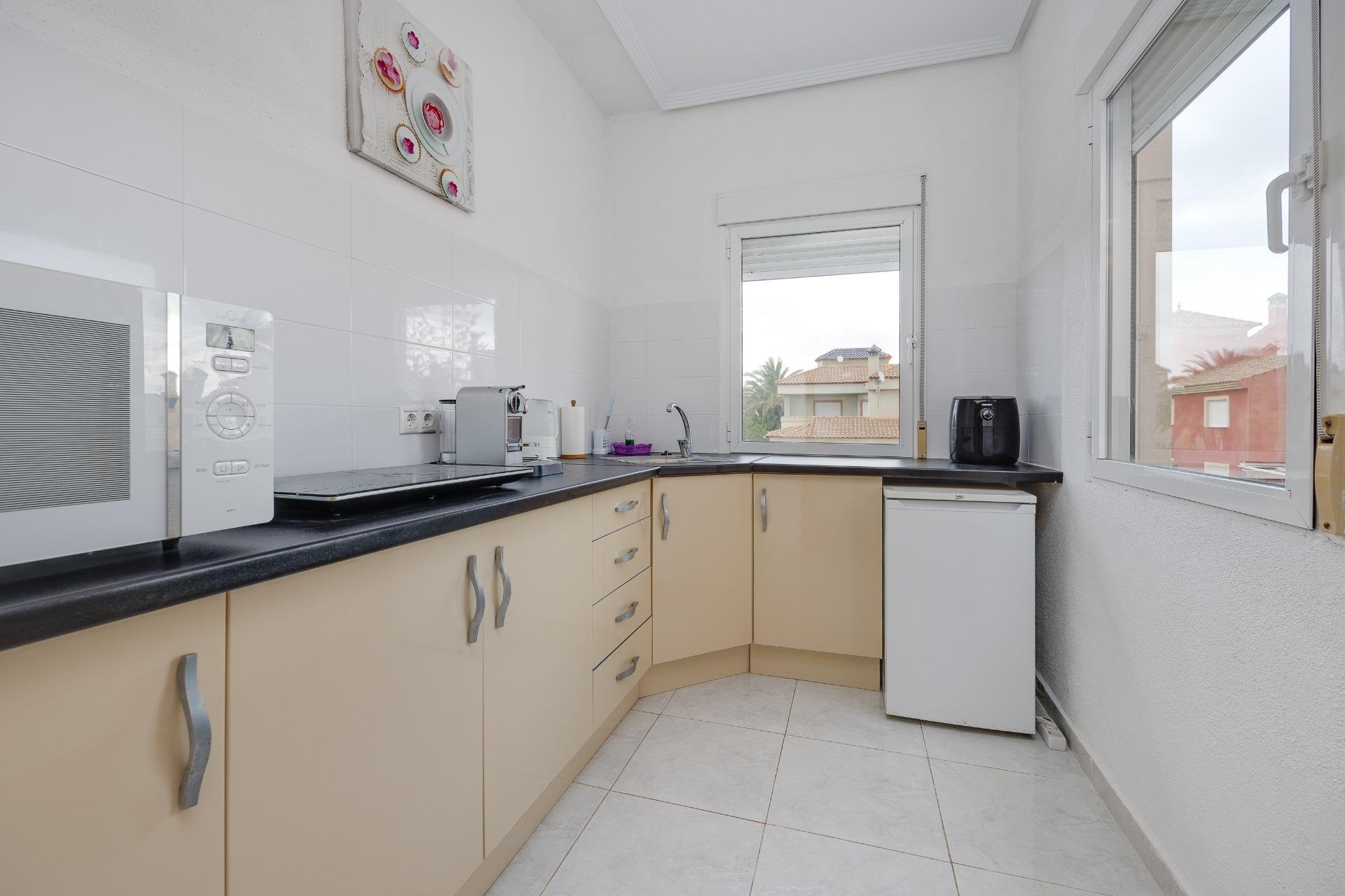 Wiederverkauf - Villa -
Orihuela Costa - La Zenia