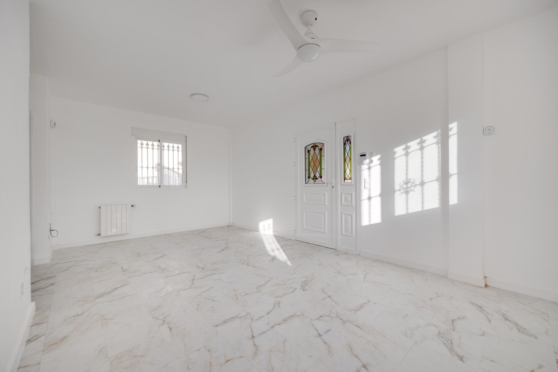 Wiederverkauf - Villa -
Orihuela Costa - La Zenia