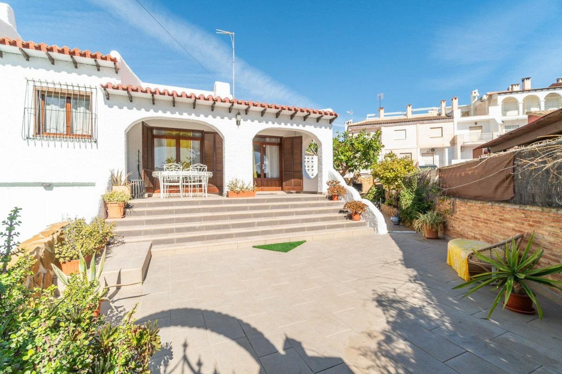 Wiederverkauf - Villa -
Orihuela Costa - Punta Prima