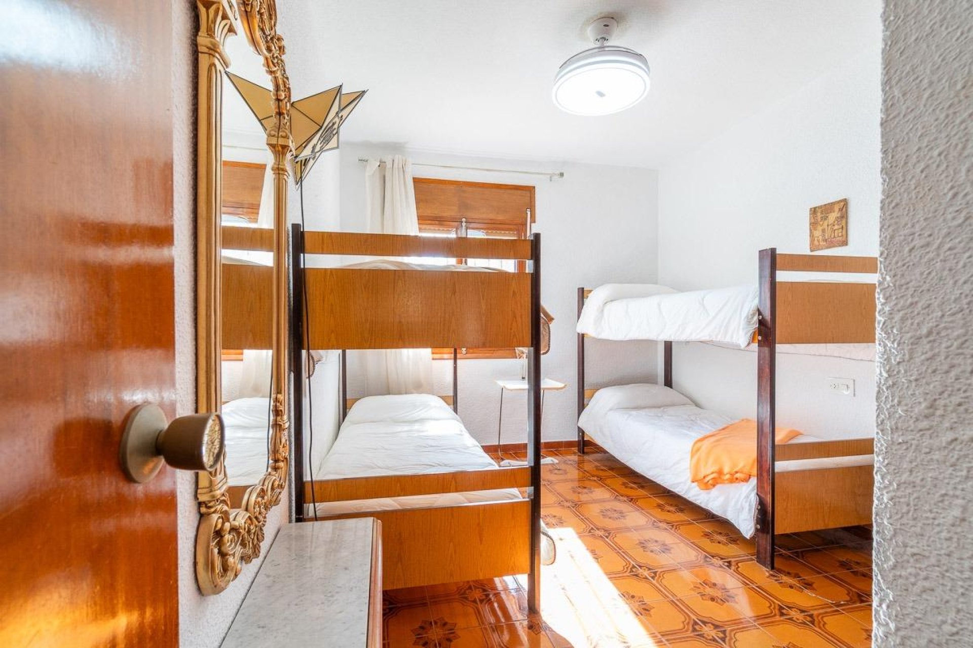 Wiederverkauf - Villa -
Orihuela Costa - Punta Prima