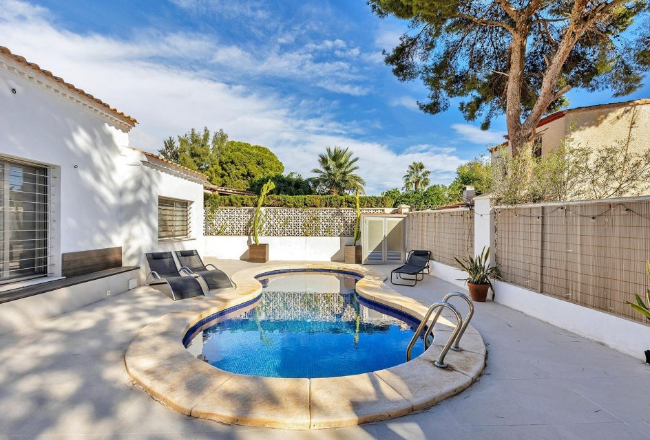 Wiederverkauf - Villa -
Orihuela Costa - Rocio del Mar