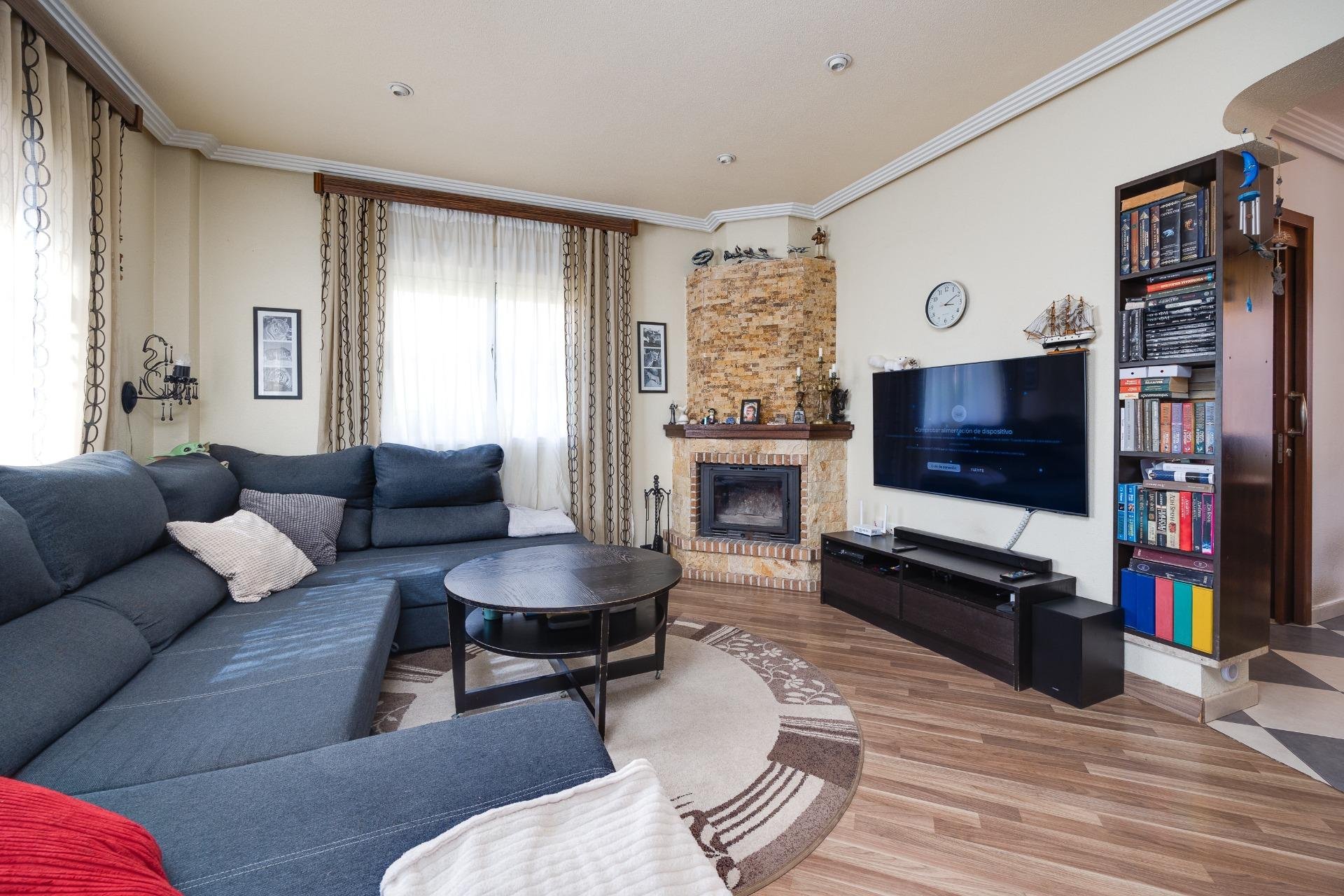 Wiederverkauf - Villa -
Orihuela Costa - Urbanización Perla del Mar