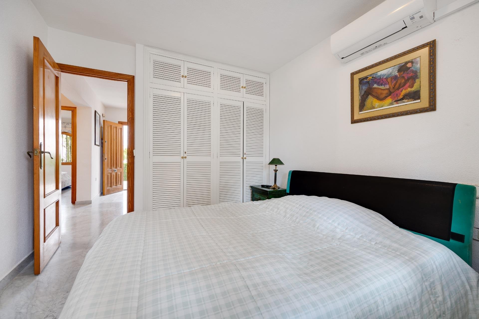 Wiederverkauf - Villa -
Orihuela Costa - Villamartín-Las Filipinas