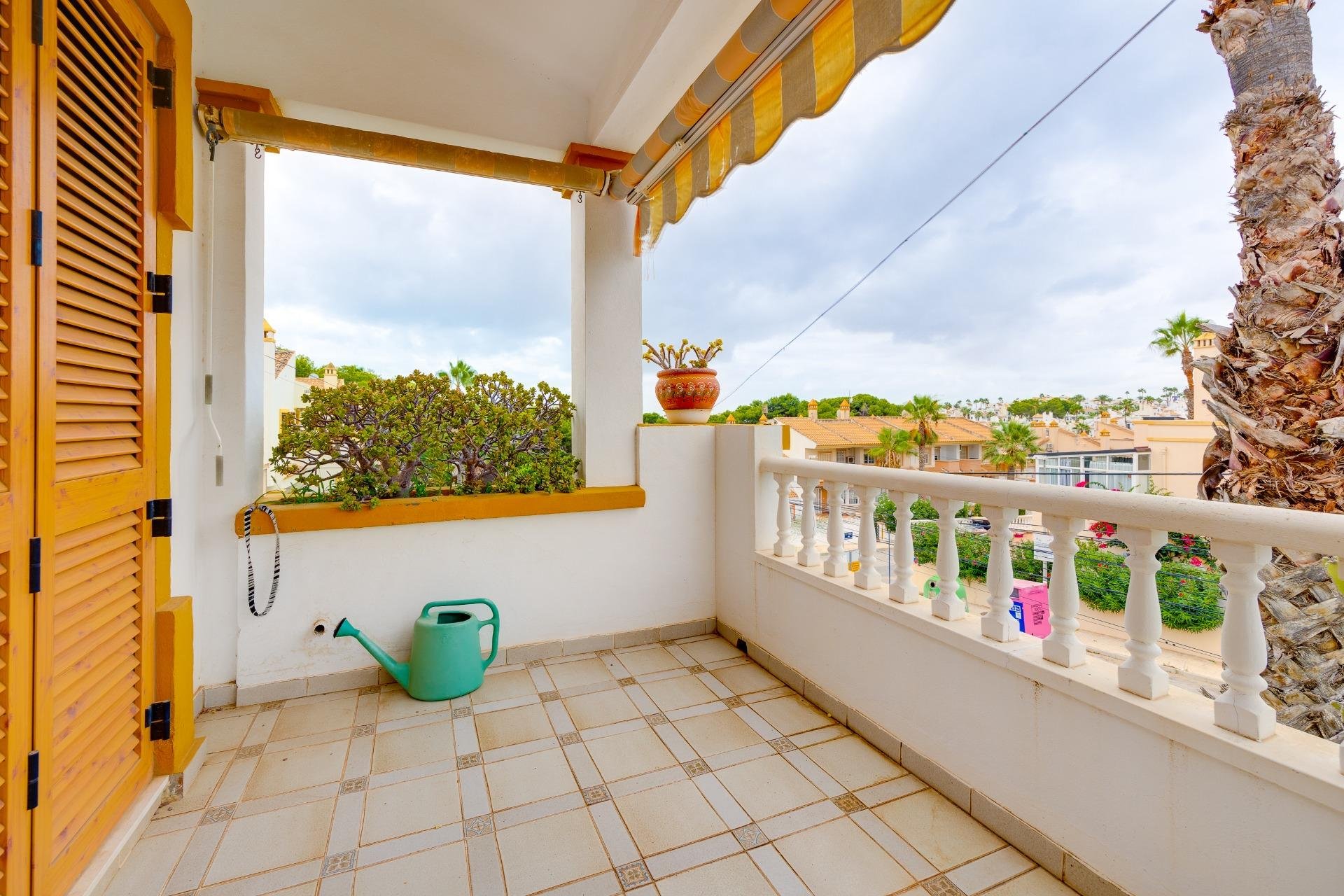 Wiederverkauf - Villa -
Orihuela Costa - Villamartín-Las Filipinas
