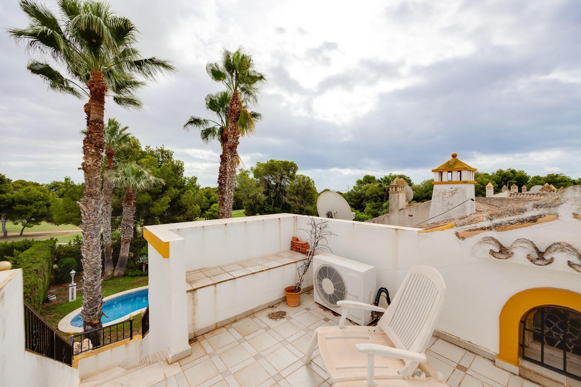 Wiederverkauf - Villa -
Orihuela Costa - Villamartín-Las Filipinas
