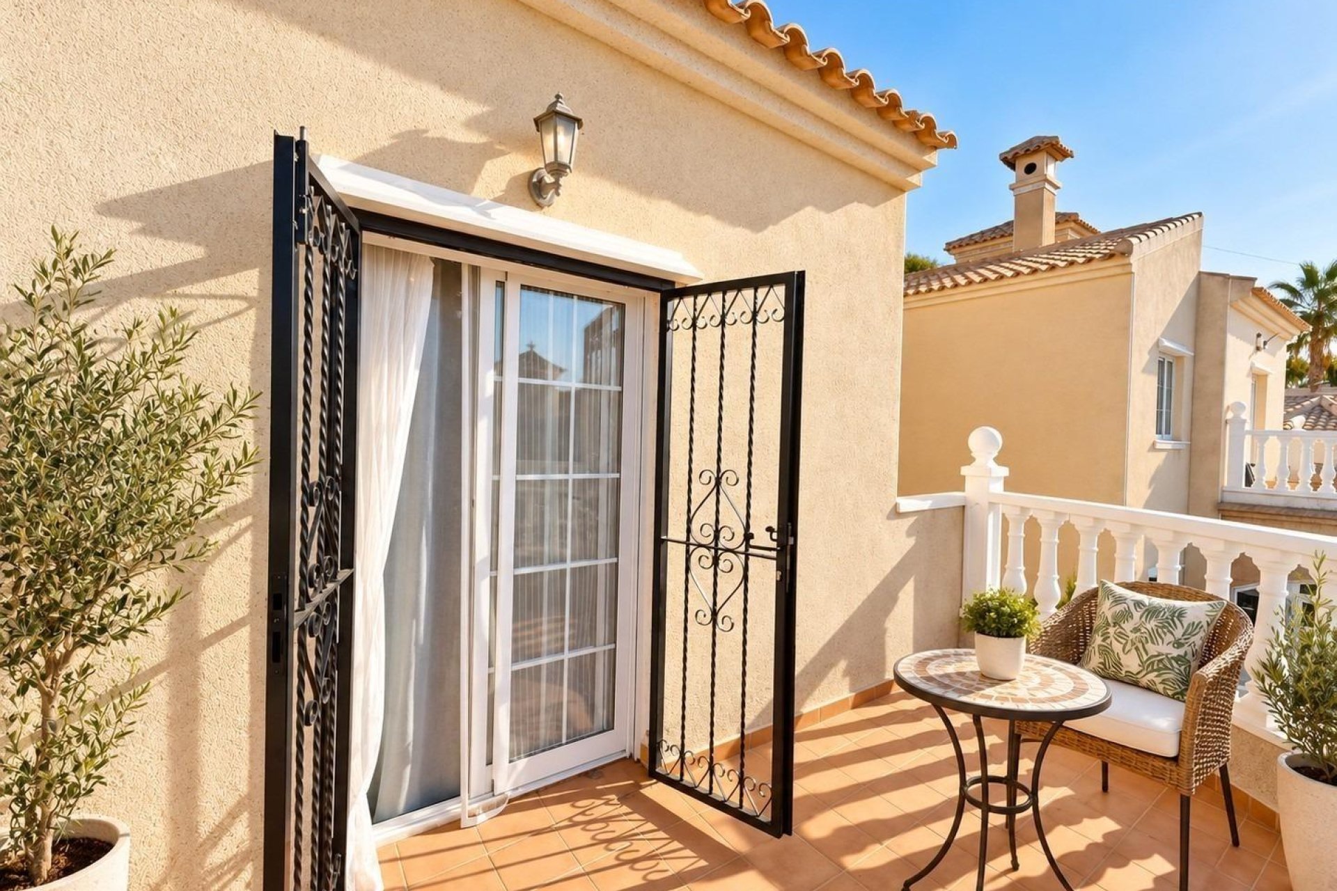 Wiederverkauf - Villa -
Orihuela Costa - Villamartín-Las Filipinas