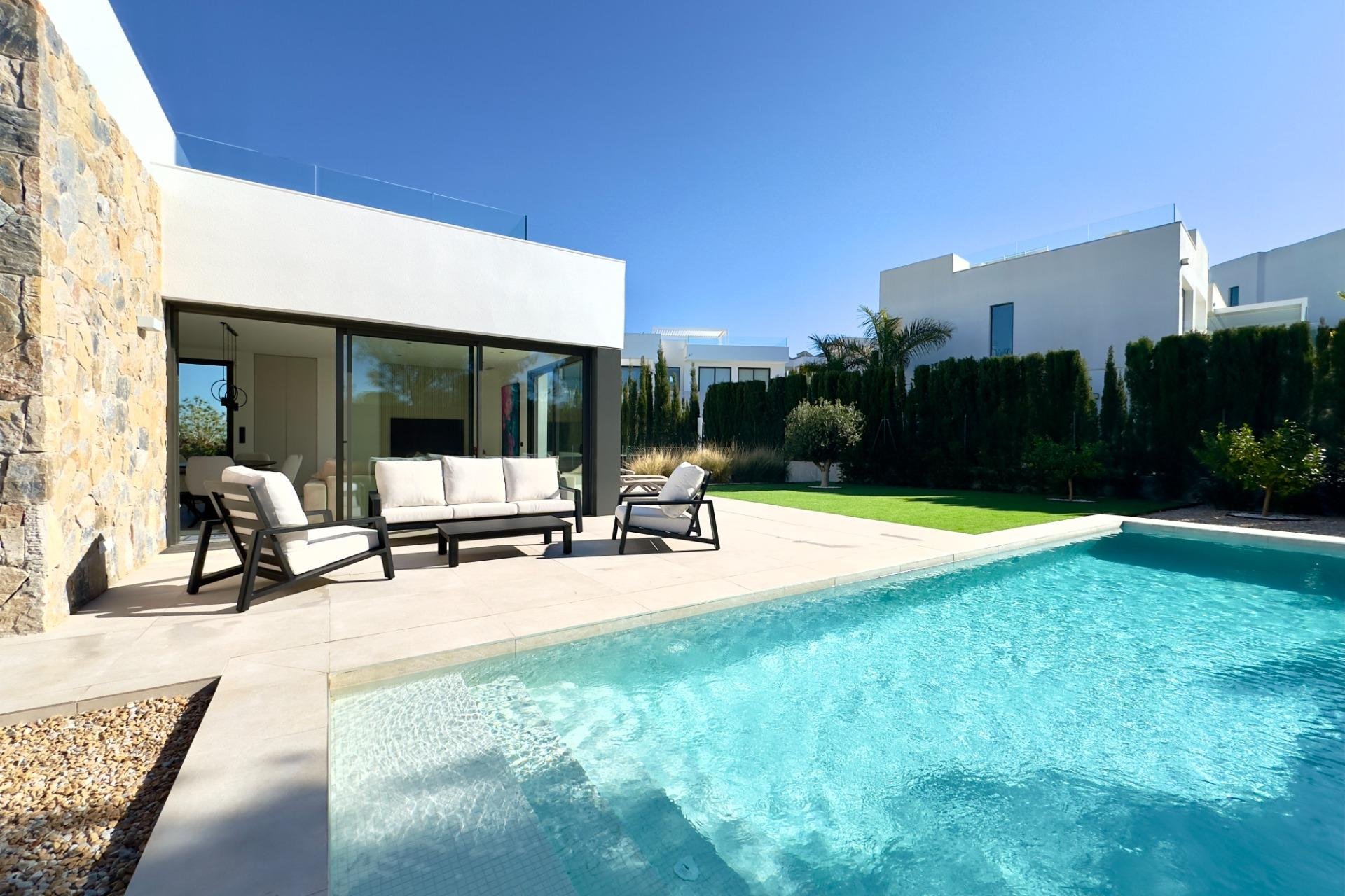 Wiederverkauf - Villa -
Orihuela - Las Colinas Golf