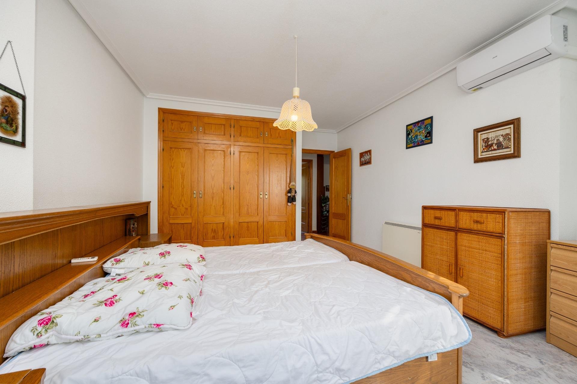 Wiederverkauf - Villa -
Pilar de la Horadada - Pinar de Campoverde