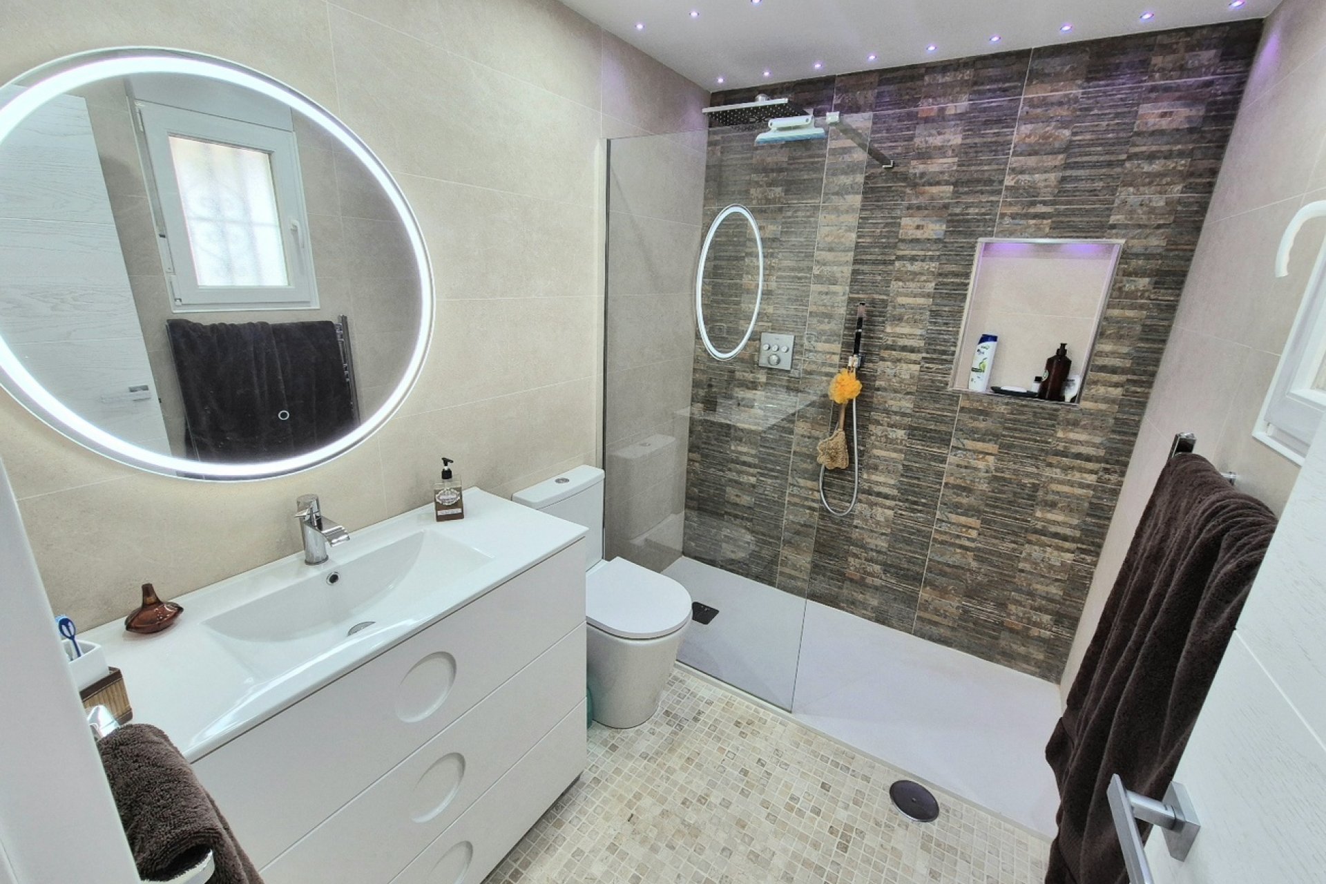 Wiederverkauf - Villa -
San Miguel de Salinas - Ciudad de las comunicaciones