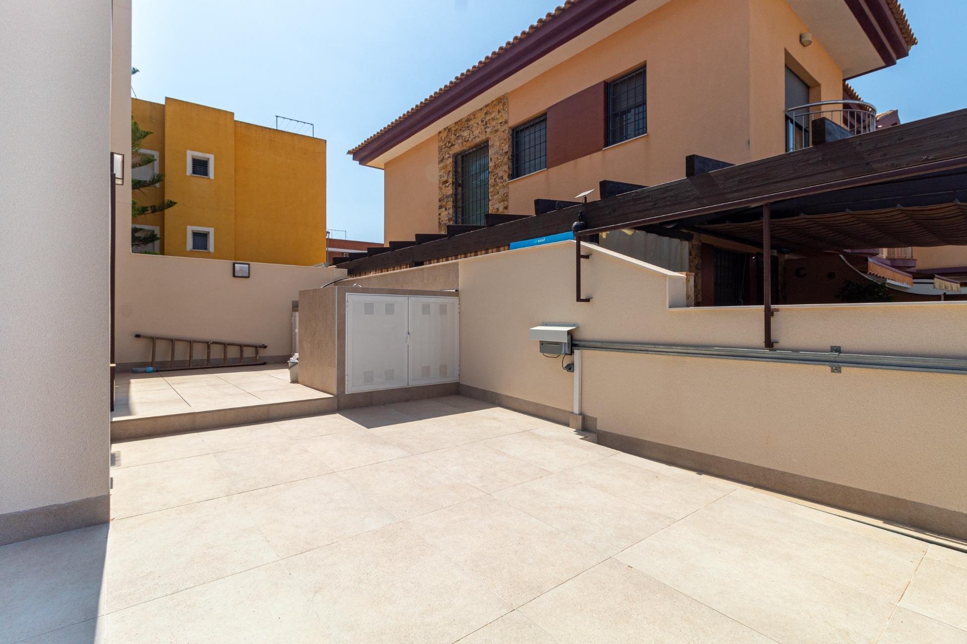 Wiederverkauf - Villa -
Santiago de la ribera - Playa de santiago de la ribera