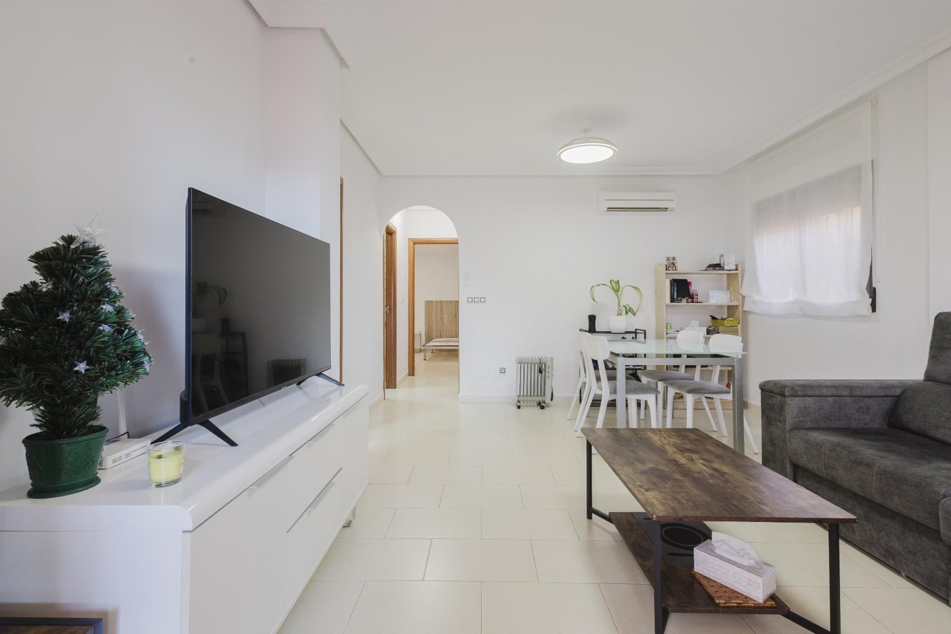 Wiederverkauf - Villa -
Torrevieja - Aguas Nuevas