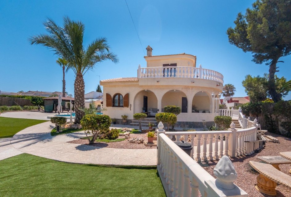 Wiederverkauf - Villa -
Torrevieja - El chaparral