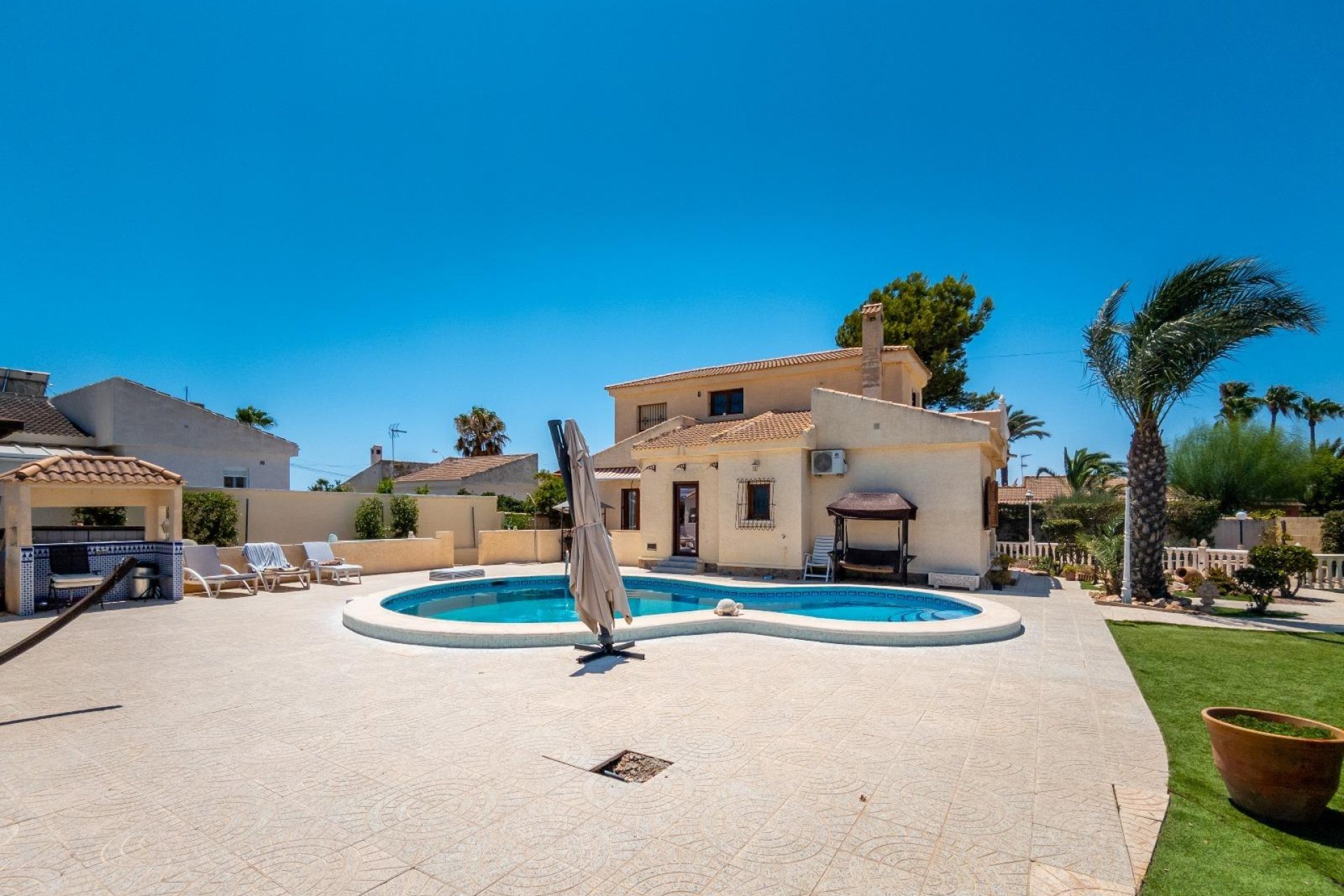 Wiederverkauf - Villa -
Torrevieja - El chaparral