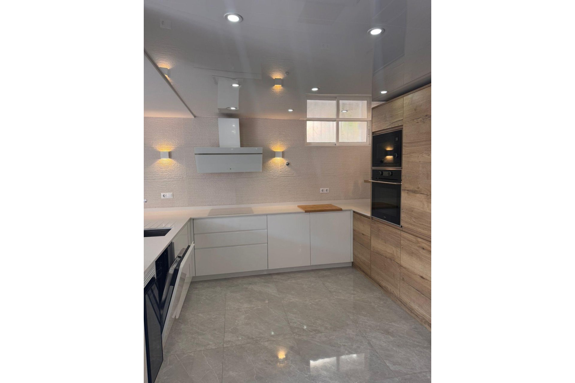 Wiederverkauf - Villa -
Torrevieja - Los Balcones - Los Altos del Edén