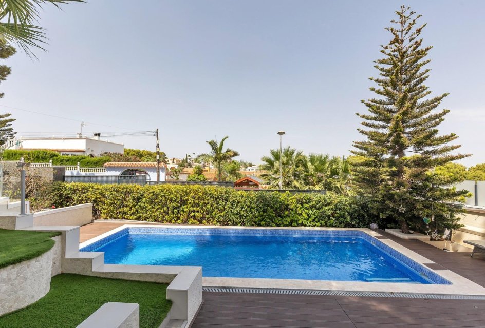 Wiederverkauf - Villa -
Torrevieja - Los balcones