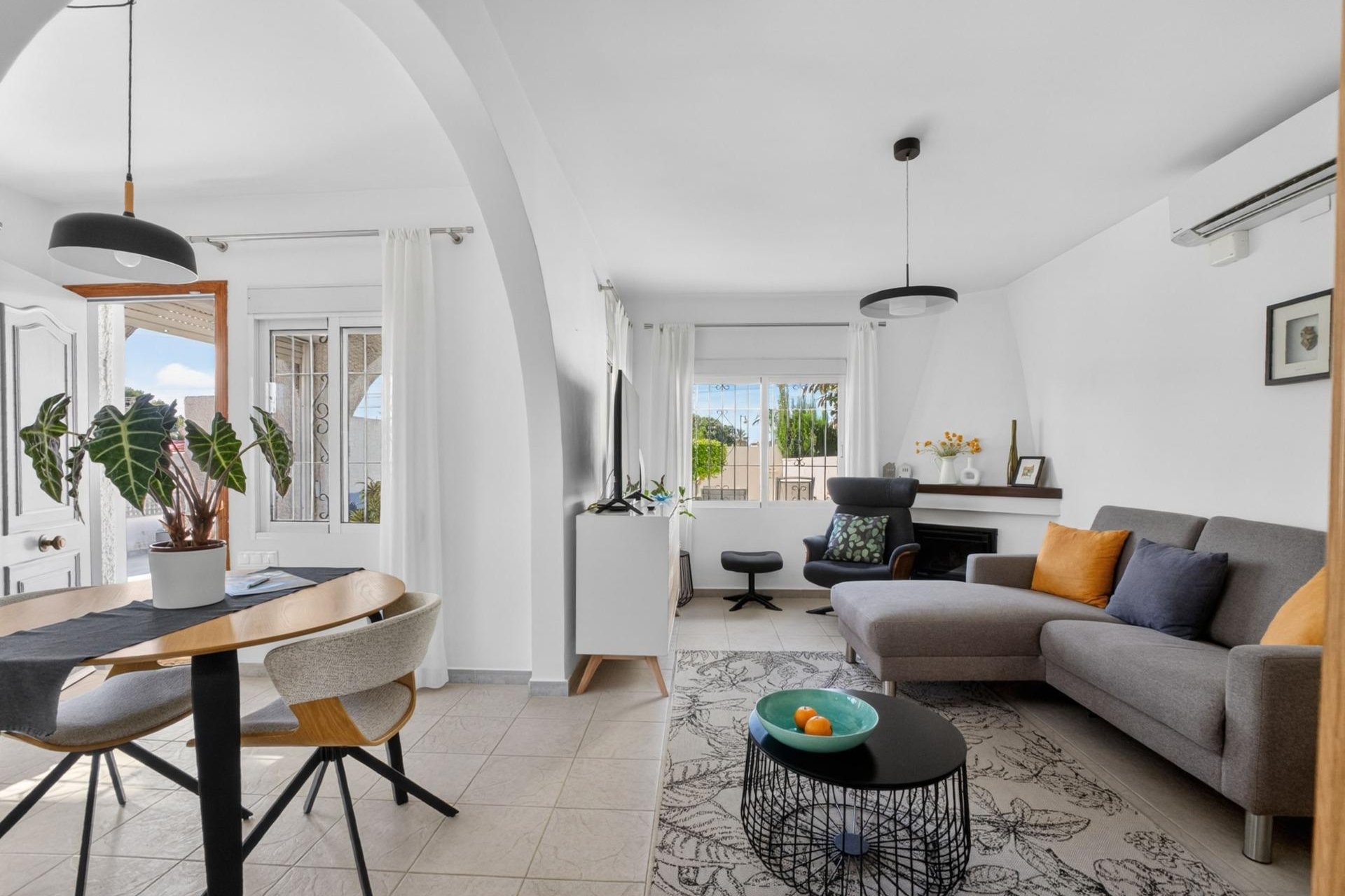 Wiederverkauf - Villa -
Torrevieja - Playa de los Locos