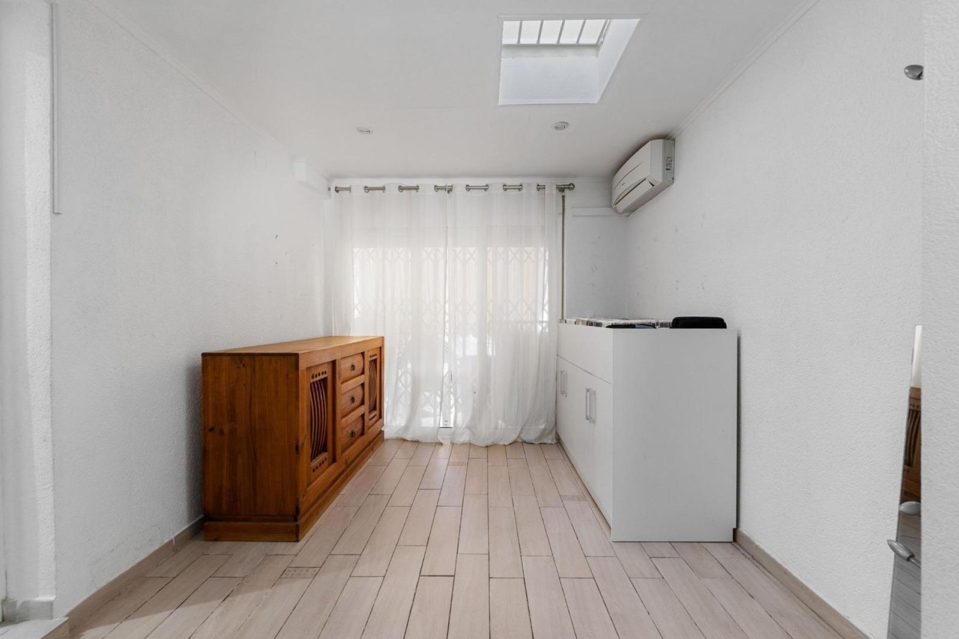 Wiederverkauf - Villa -
Torrevieja - Punta prima