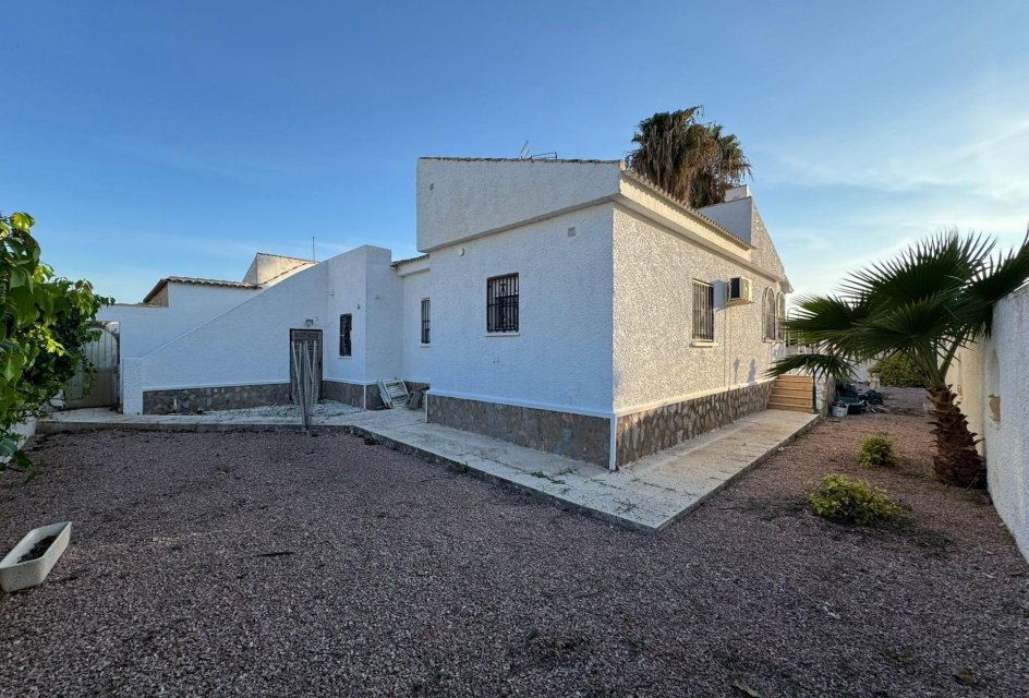 Wiederverkauf - Villa -
Torrevieja - San luis