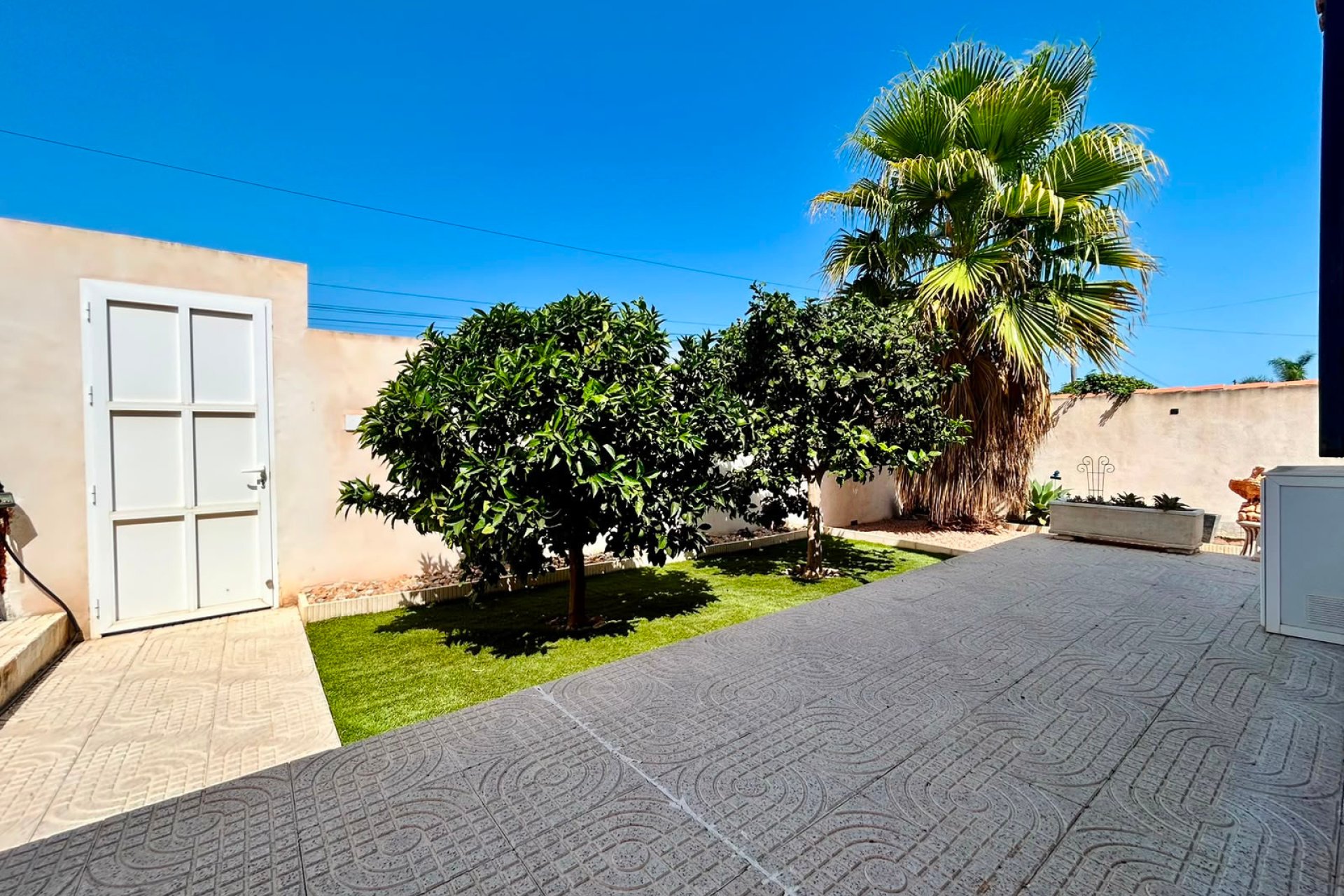 Wiederverkauf - - VILLA -
Torrevieja - Urbanización San Luis