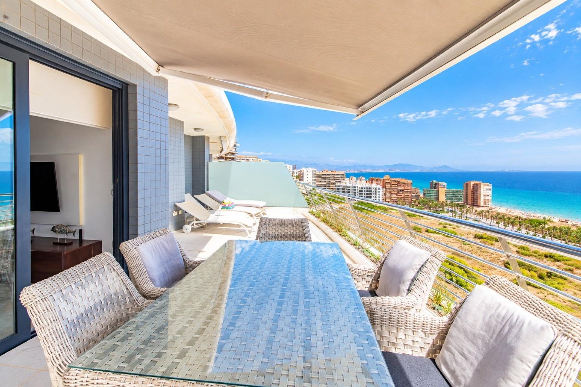 Wiederverkauf - Wohnung -
Arenales del sol - Arenales del Sol