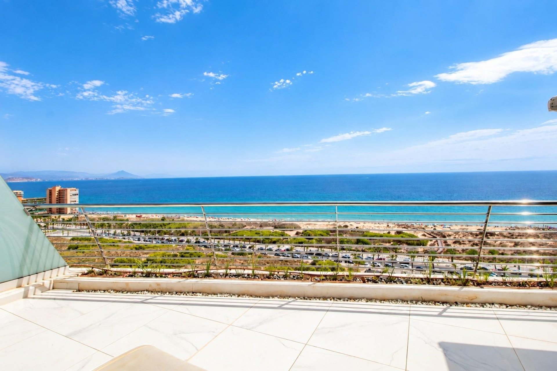 Wiederverkauf - Wohnung -
Arenales del sol - Arenales del Sol