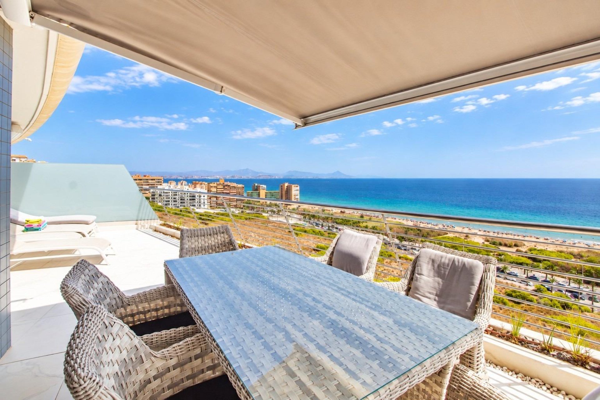 Wiederverkauf - Wohnung -
Arenales del sol - Arenales del Sol