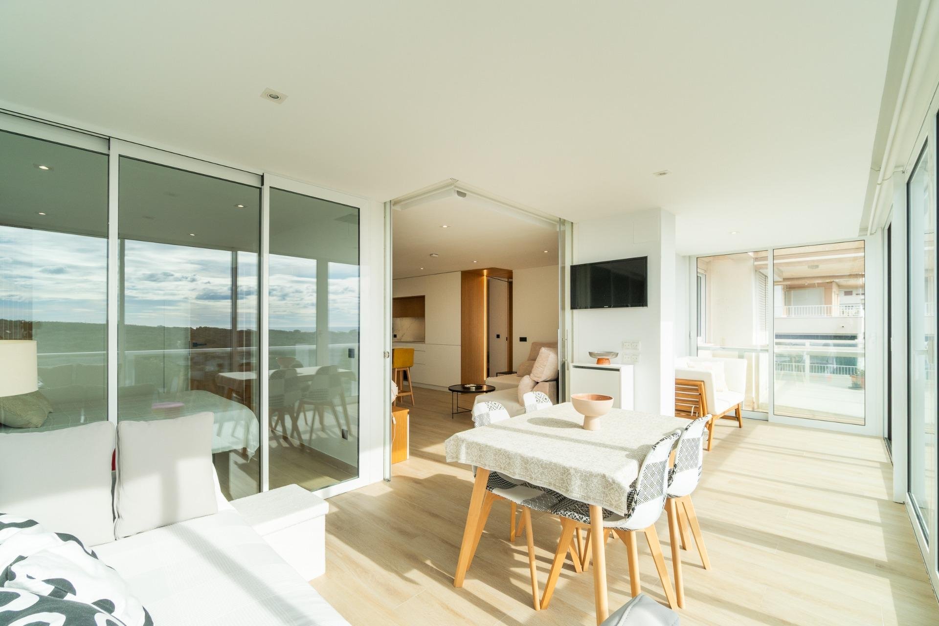 Wiederverkauf - Wohnung -
Guardamar del Segura - Puerto Deportivo