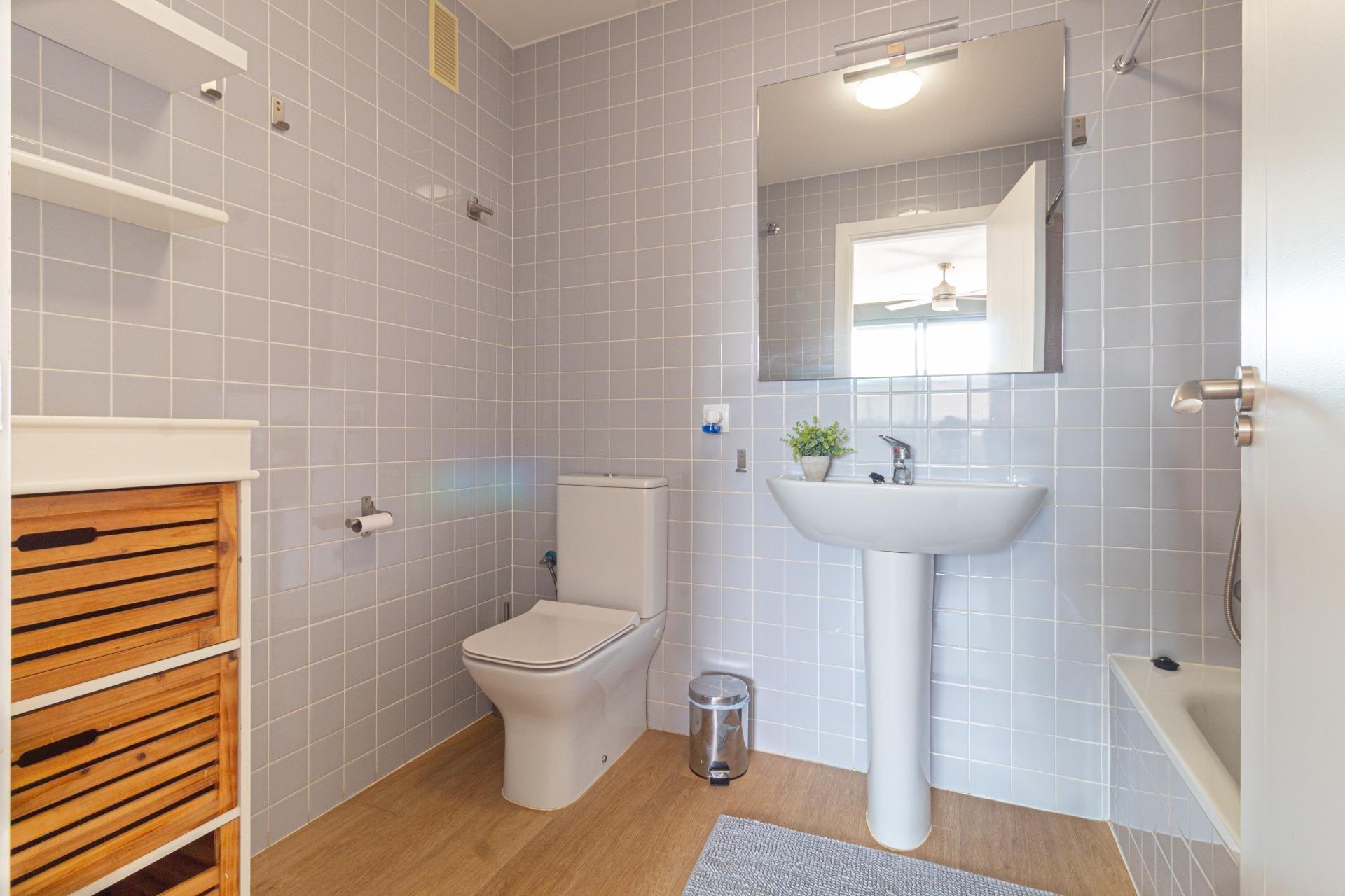 Wiederverkauf - Wohnung -
Orihuela Costa - Los Dolses