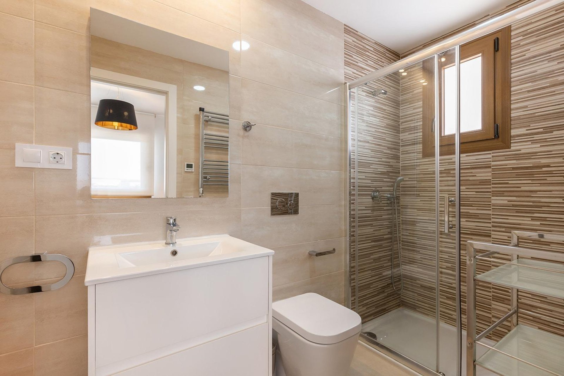 Wiederverkauf - Wohnung -
Orihuela Costa - Montezenia