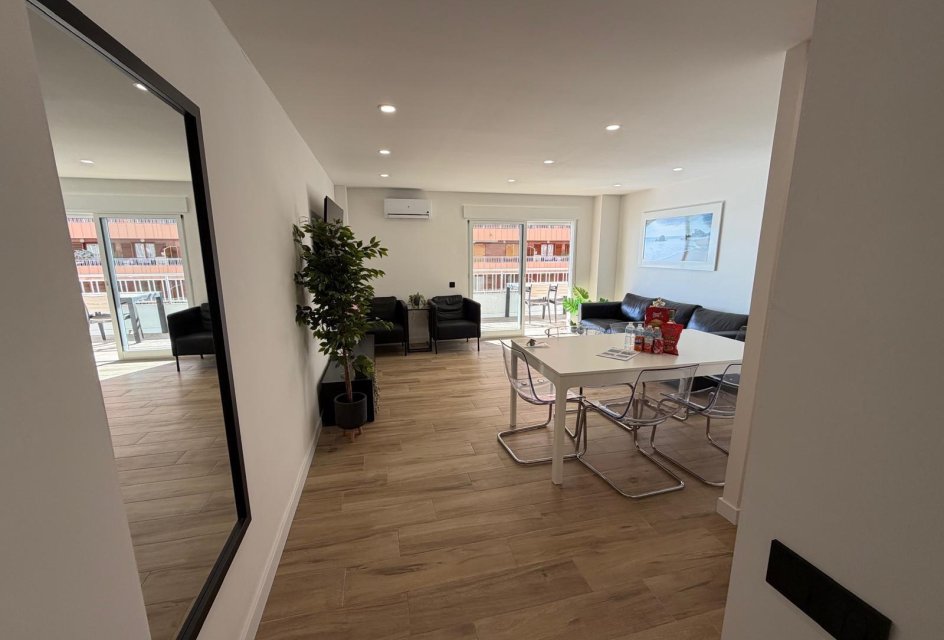 Wiederverkauf - Wohnung -
Torrevieja - Acequion