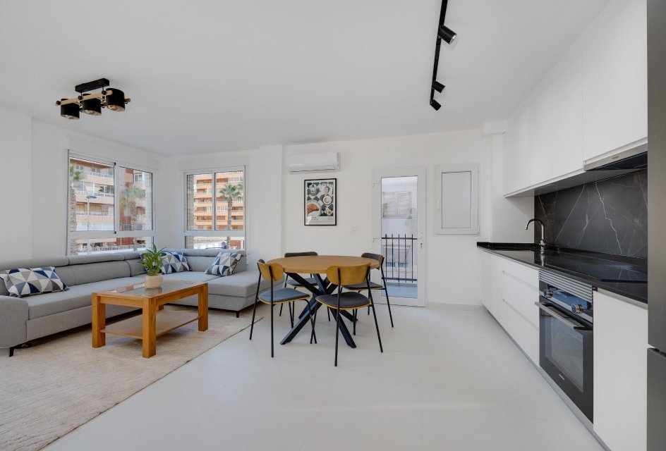 Wiederverkauf - Wohnung -
Torrevieja - Acequion