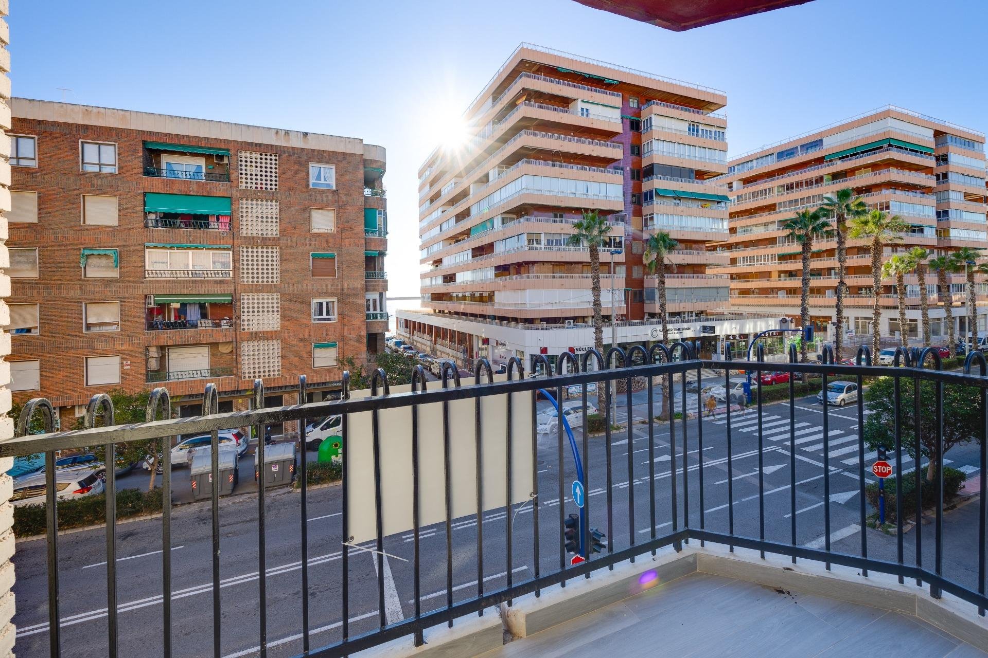 Wiederverkauf - Wohnung -
Torrevieja - Acequion