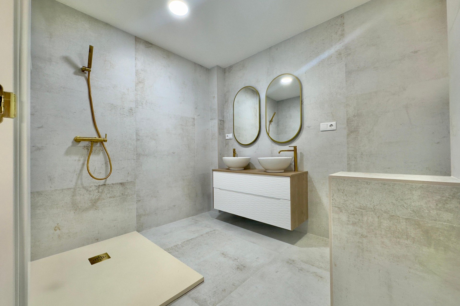 Wiederverkauf - Wohnung -
Torrevieja - Acequion