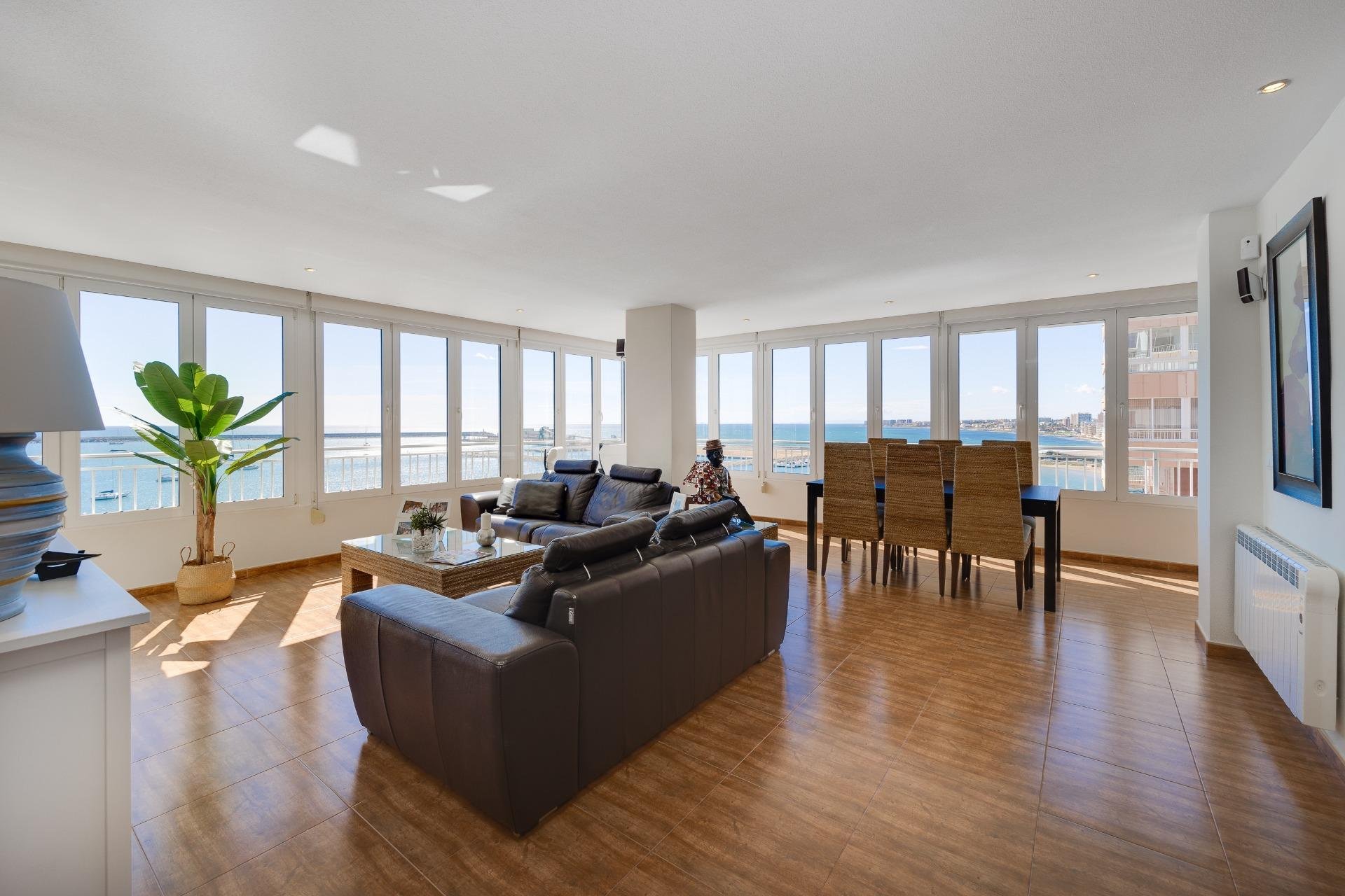 Wiederverkauf - Wohnung -
Torrevieja - Acequion