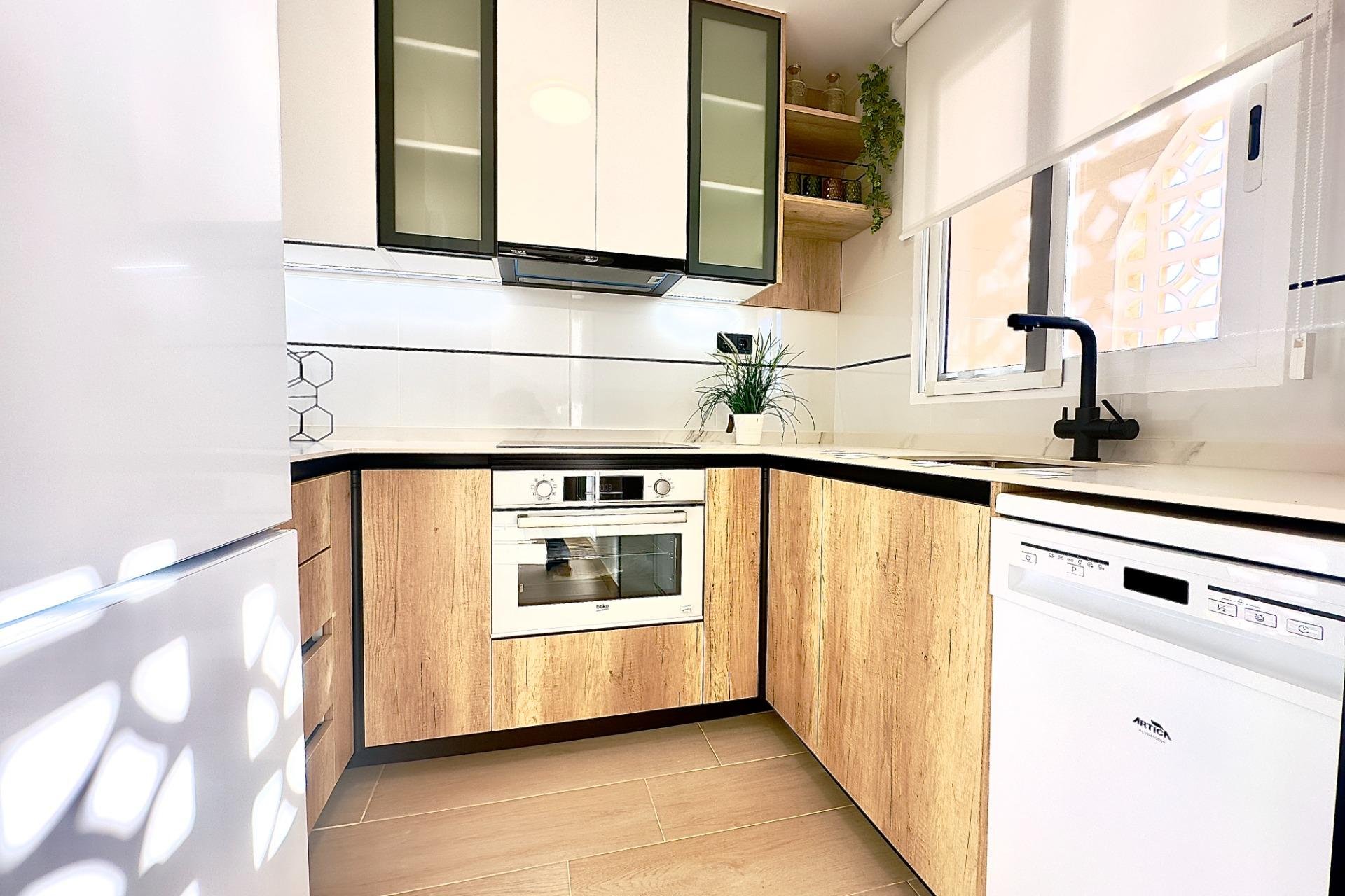 Wiederverkauf - Wohnung -
Torrevieja - Cabo Cervera