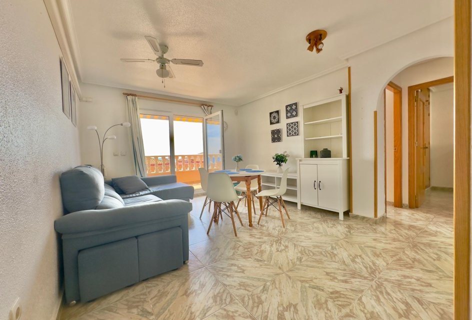 Wiederverkauf - Wohnung -
Torrevieja - Cabo Cervera