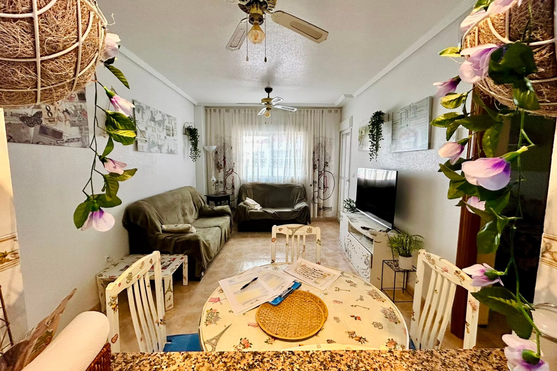 Wiederverkauf - Wohnung -
Torrevieja Centro - Torrevieja