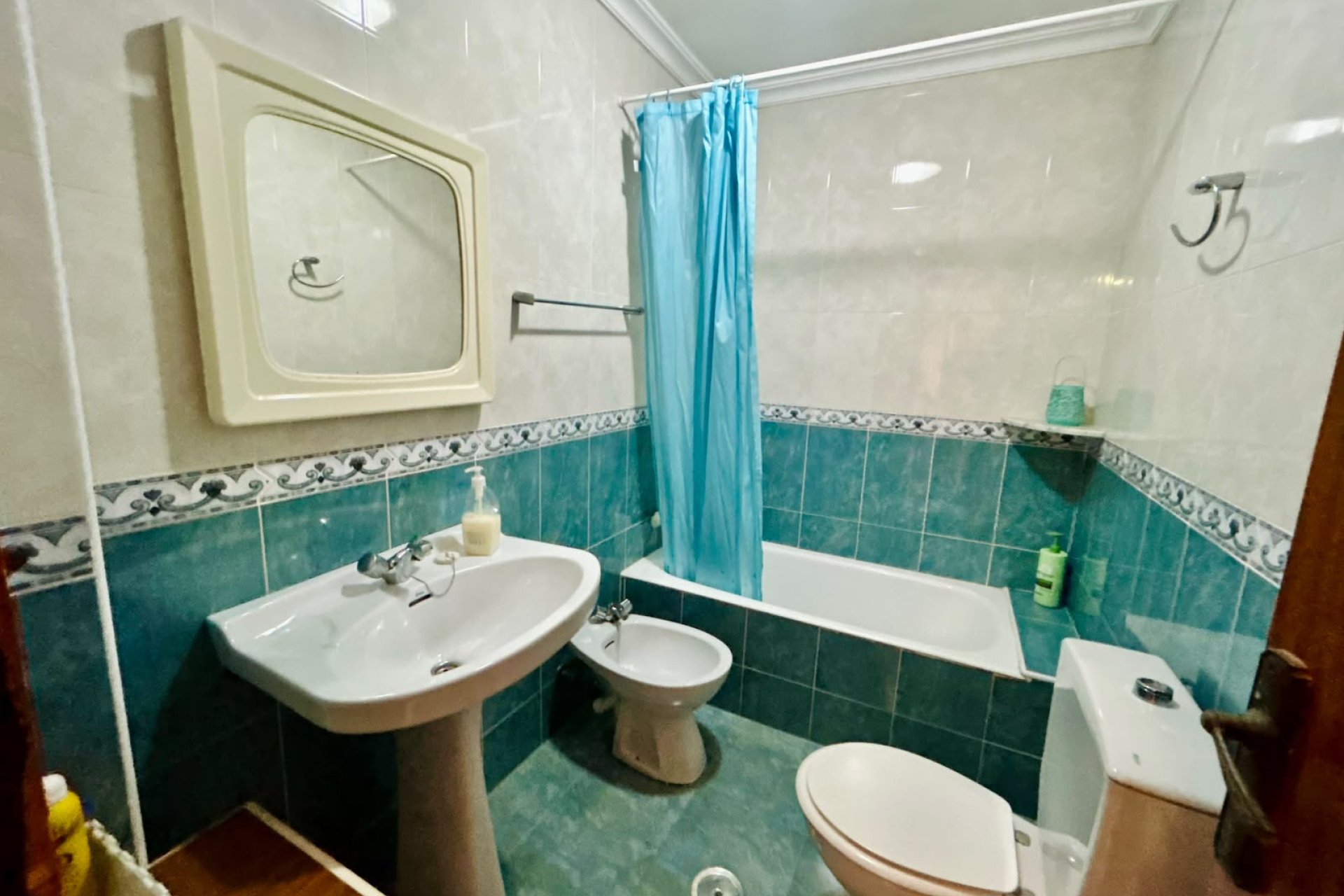 Wiederverkauf - Wohnung -
Torrevieja Centro - Torrevieja