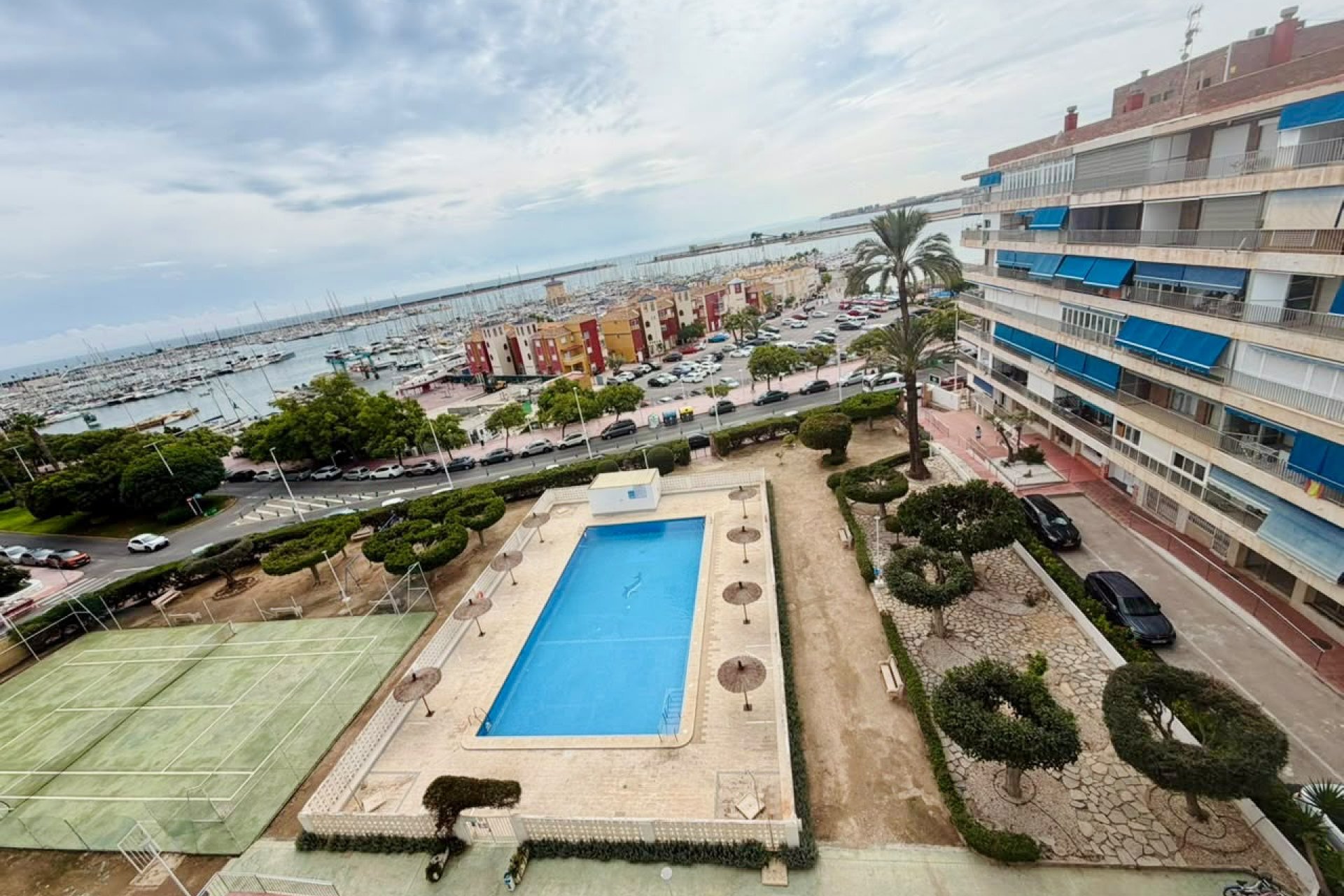 Wiederverkauf - Wohnung -
Torrevieja Centro - Torrevieja
