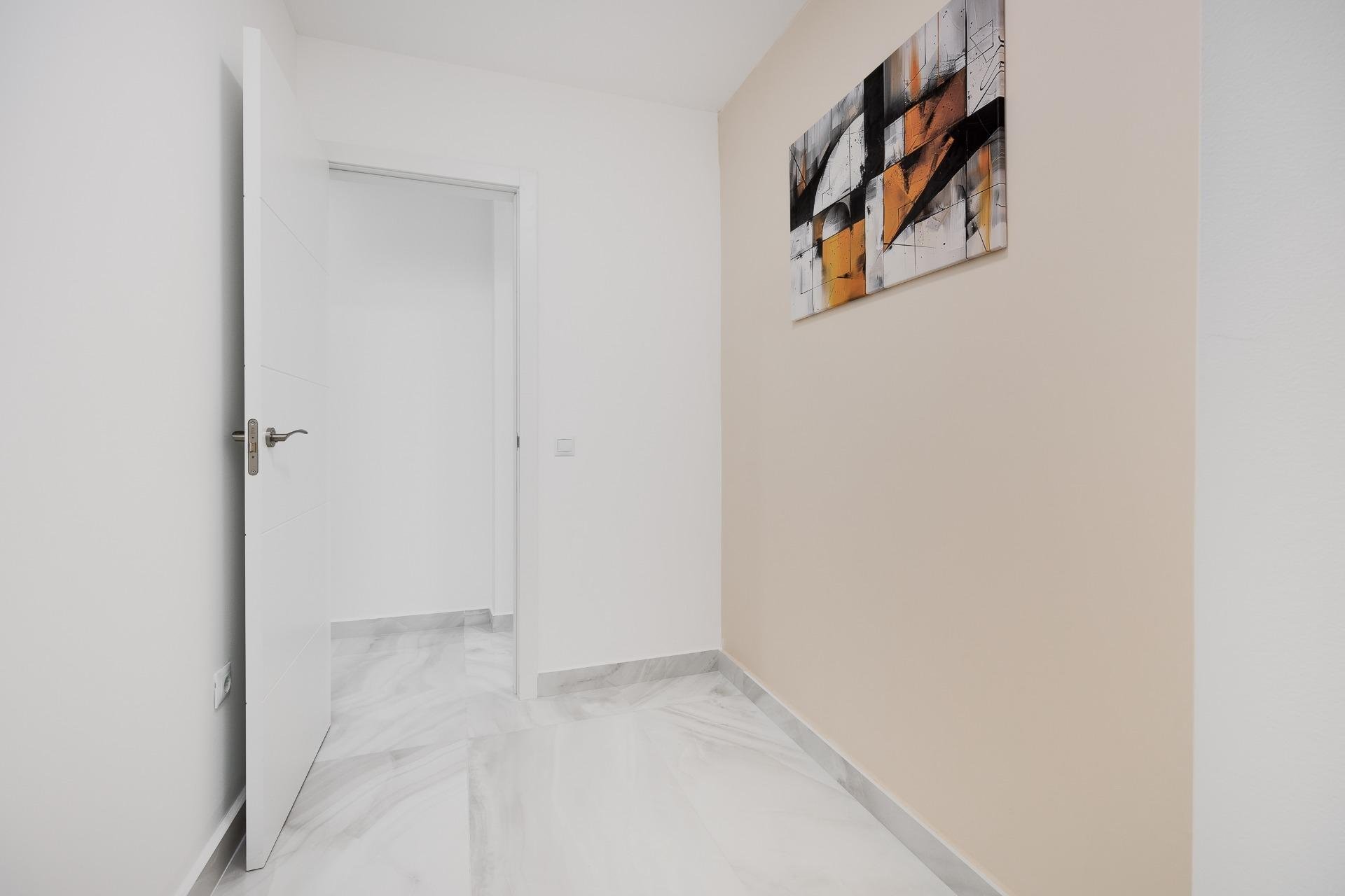 Wiederverkauf - Wohnung -
Torrevieja - Centro