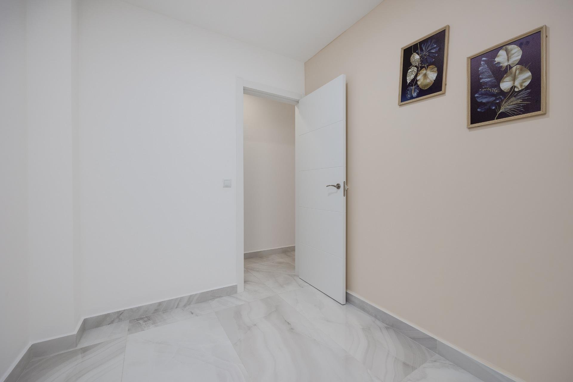 Wiederverkauf - Wohnung -
Torrevieja - Centro